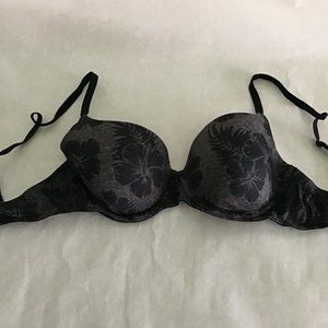 Victoria's Secret PINK bra size 34C